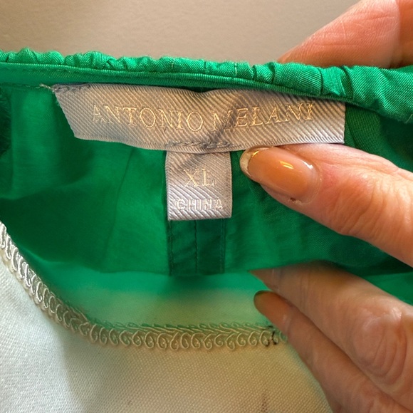 ANTONIO MELANI Vibrant Green Silk Blouse - Picture 2 of 5